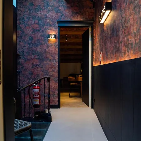 Boada Riera - The Roomsbyreini Terrassa