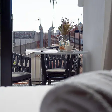 Boada Riera - The Roomsbyreini * Terrassa