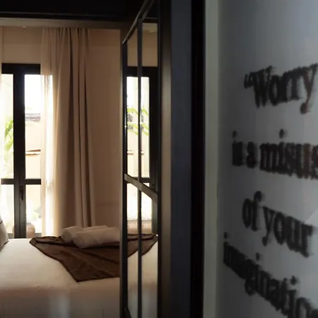 Boada Riera - The Roomsbyreini * Terrassa
