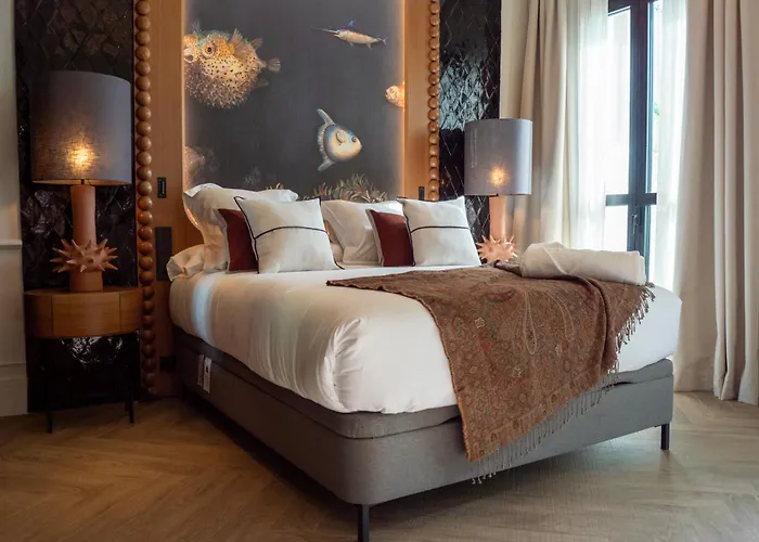 Boada Riera - The Roomsbyreini *