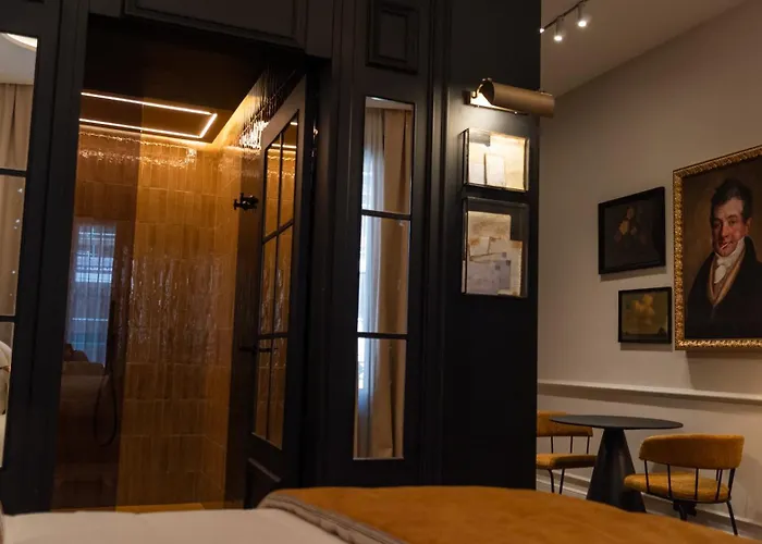 Boada Riera - The Roomsbyreini
