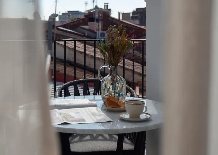Boada Riera - The Roomsbyreini *